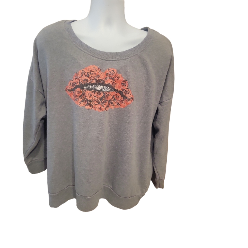 Torrid, Rose Lips Floral Modern Pop Design, comfy Sexy gray Sweatshirt - Picture 3 of 8